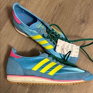 Adidas SL 72 OG Women Blue Sneakers with Yellow Stripe low profile sneakers